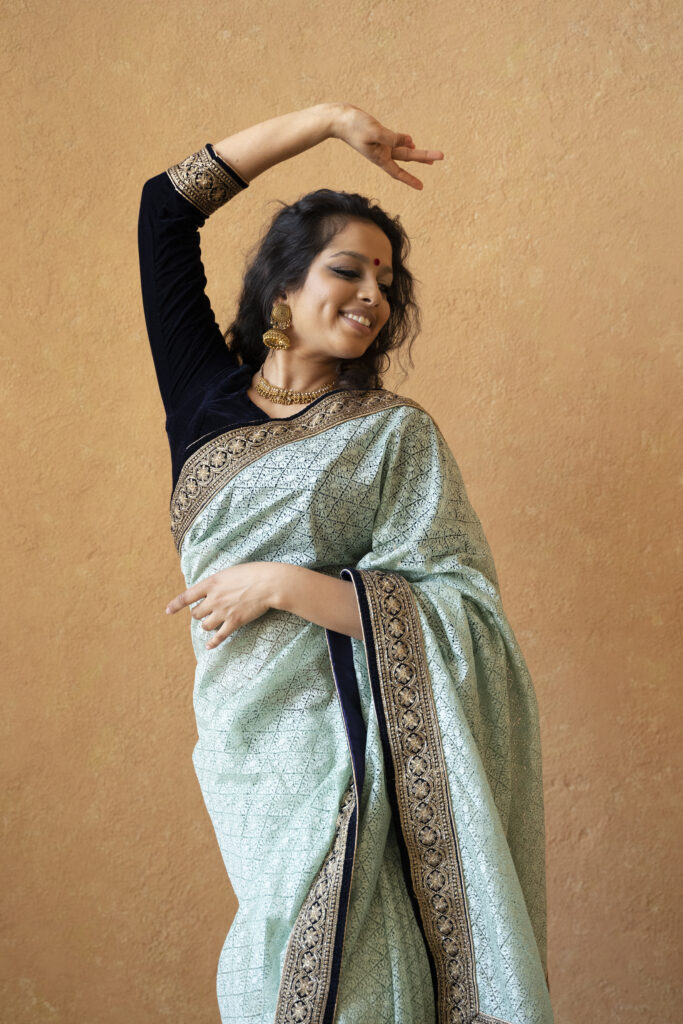 young-indian-woman-wearing-sari (1)